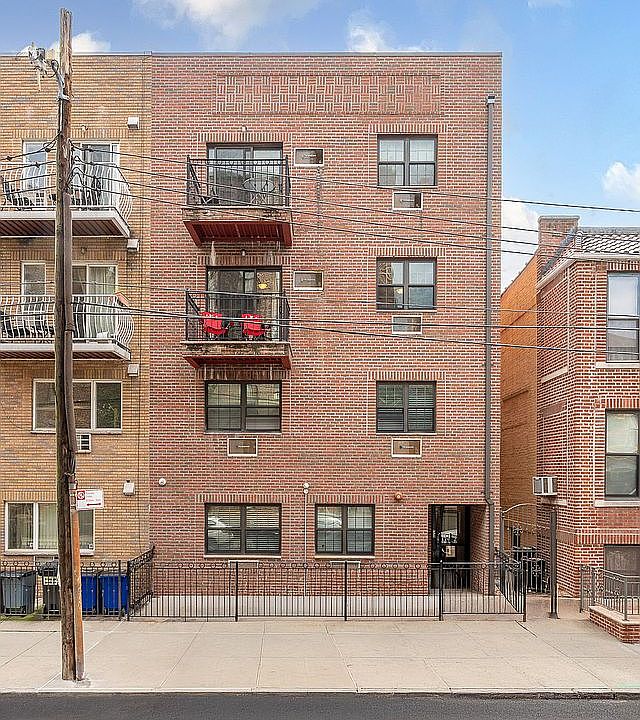 1st image of 2829 35th St