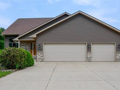 1111 Crystal Lake Dr, Lake Crystal, MN, 56055