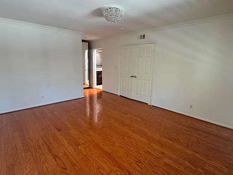 4153 W Sarah St — Photo 28