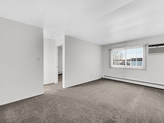 4th image of 8199 Mount Ct #D