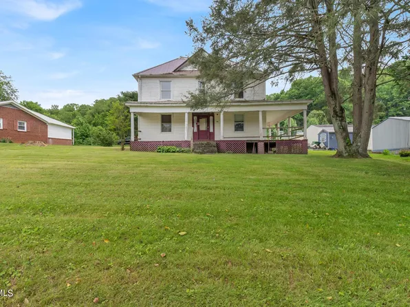 30114 Hillman Hwy, Meadowview, VA 24361