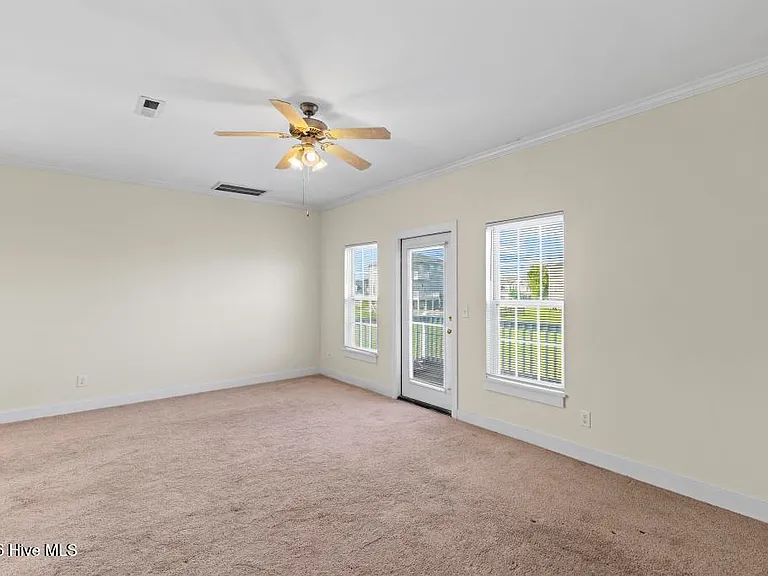 220 Twin Oaks Dr #A — Photo 7