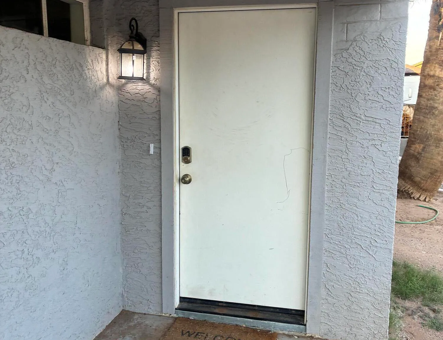 2 bed, 2.0 bath, 1000 sqft, $2,300 — Photo 3