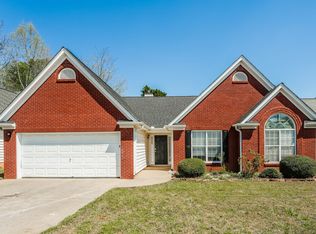 920 Glen Oaks Ln, Lawrenceville, GA 30044