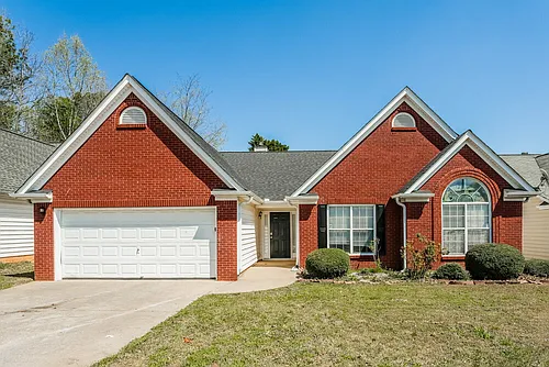 920 Glen Oaks Ln Photo 1