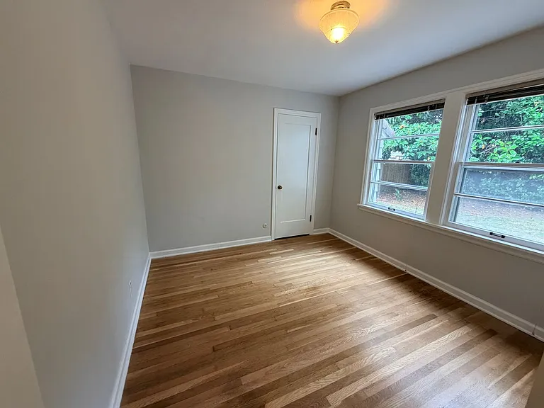 1717 SE 31st Ave — Photo 7