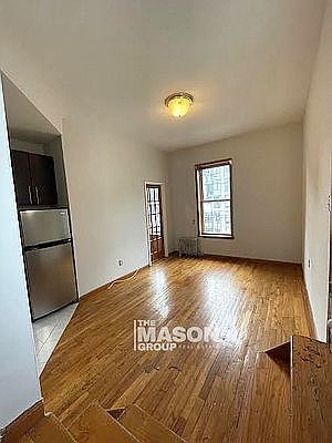 3rd image of 470 W 23rd St #601