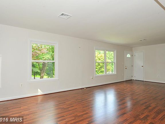 4th image of 6301 Miller Dr