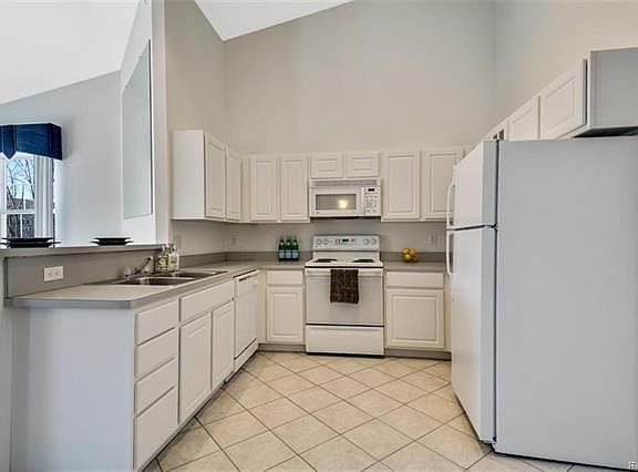 4th image of 43062 Strand Dr
