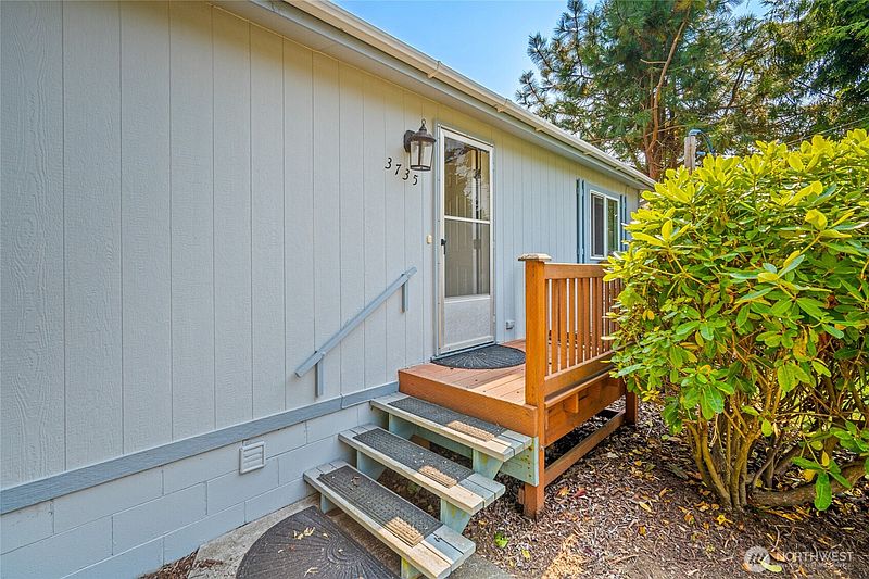 4th image of 3735 Cyprus Way