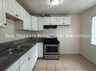 719 2nd St APT B, Mc Farland, CA 93250
