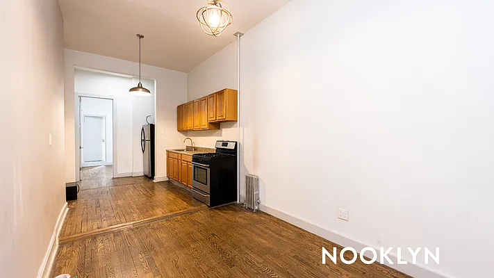 Rented by Nooklyn NYC LLC | media 19