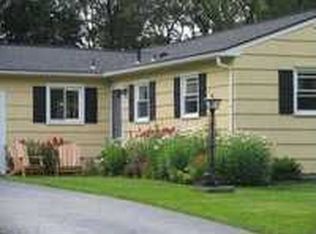 1069 Sharon Ct, Webster, NY 14580