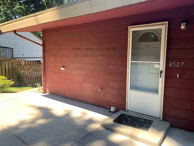 4507 Grand Ave — Photo 1