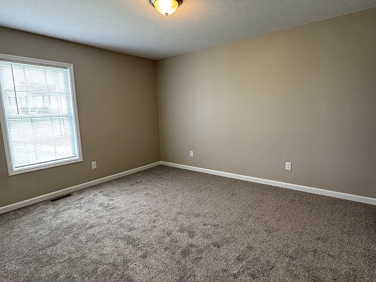 144 Buck Ln — Photo 16