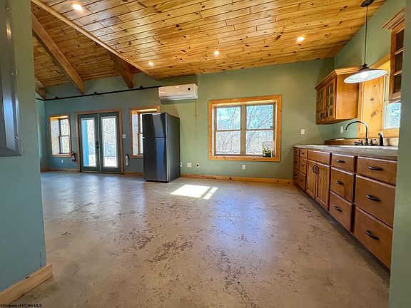 24th image of this home