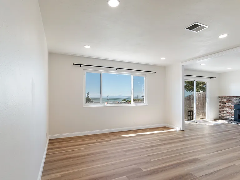 308 Highlands Pl — Photo 10