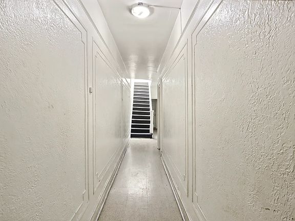 2nd image of 1117 Croes Ave