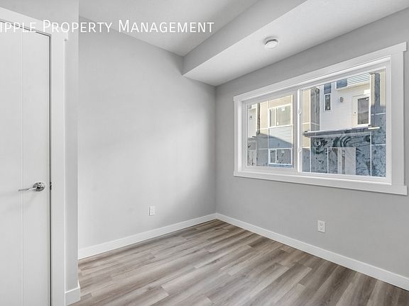 3rd image of 620 Red Sky Way NE #Na