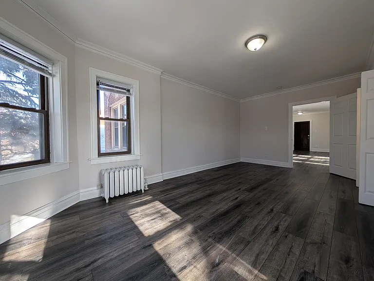 5818 W Berteau Ave #1 — Photo 9