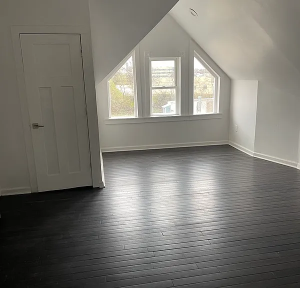 2832 Stanton Ave #3 — Photo 2