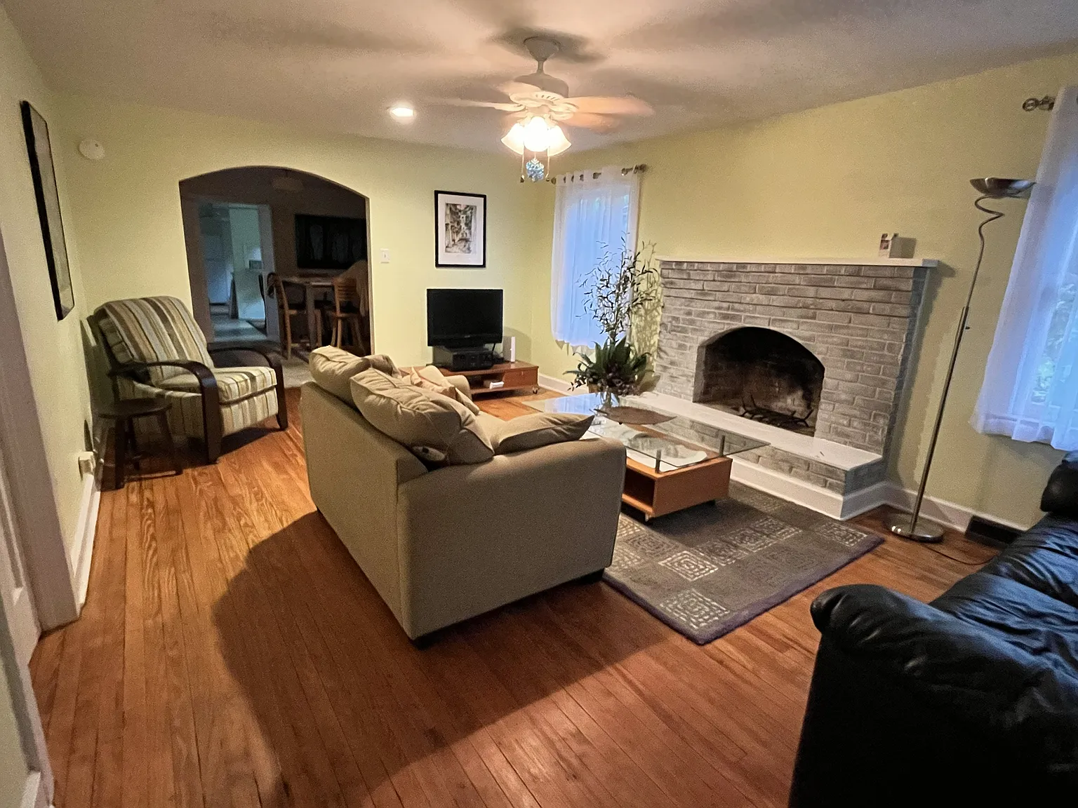 3 bed, 2178 sqft, $3,000 — Photo 2