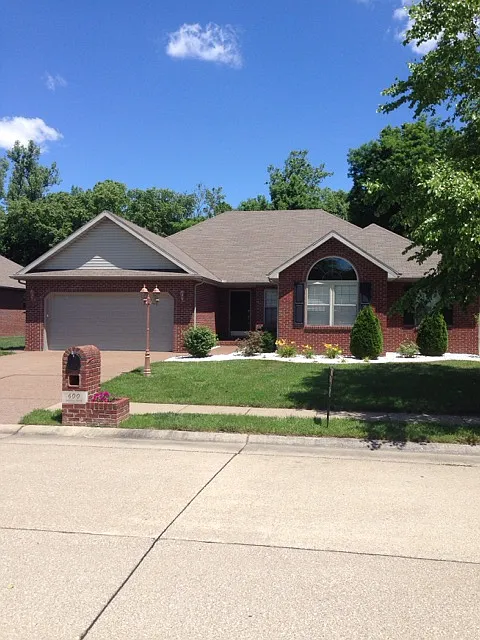 600 Imperial Dr photo 1