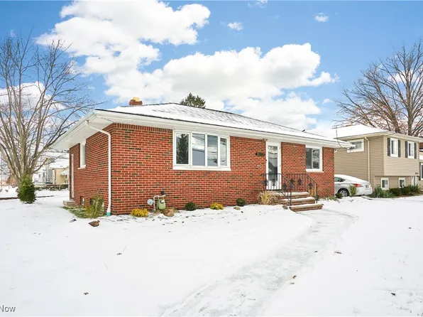 30705 Grant St, Wickliffe, OH 44092