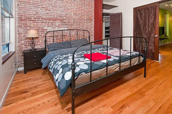 Rented by Warren T Real Estate Corp. | media 22