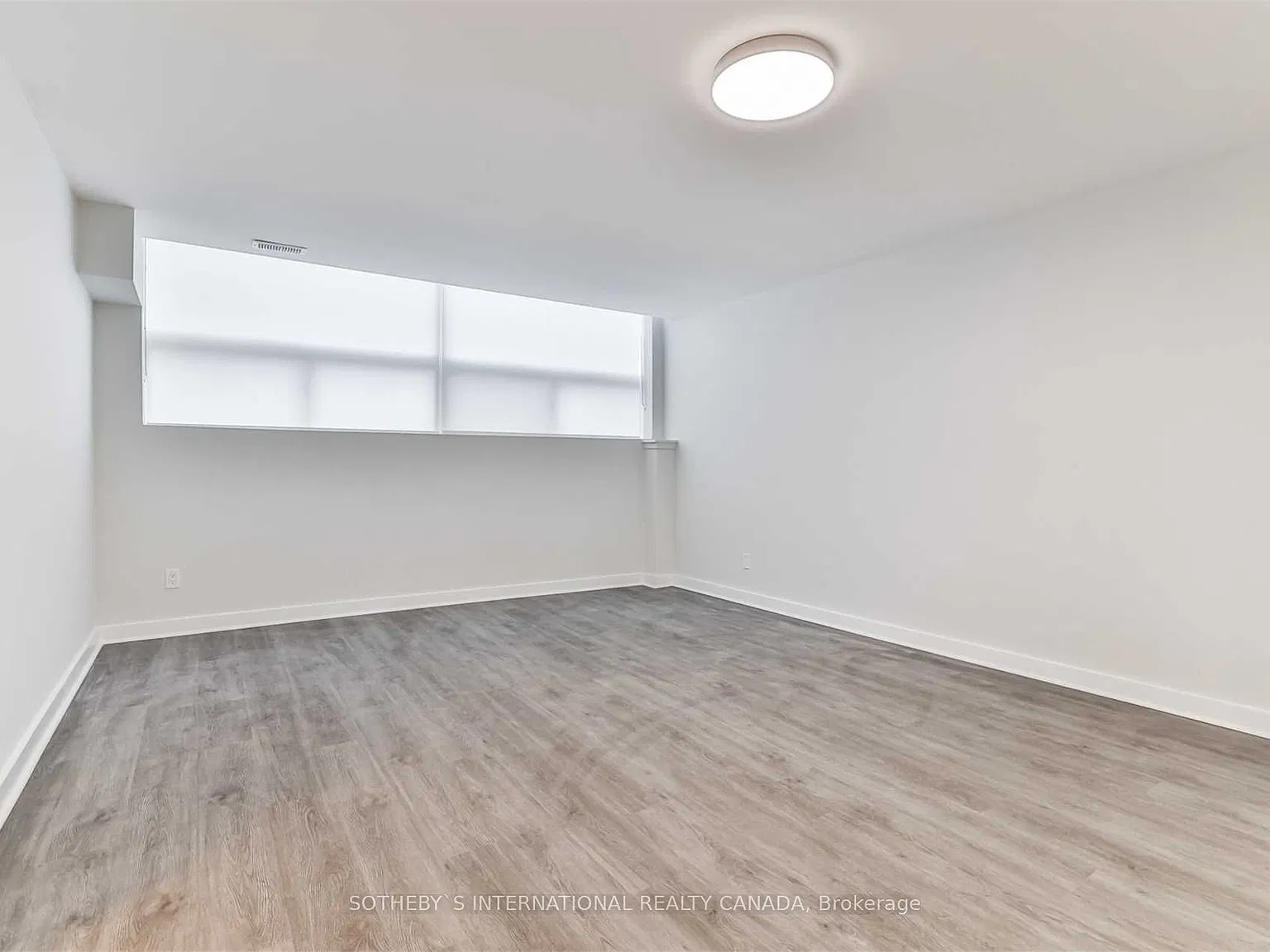 2 bed, $2,755 — Photo 2