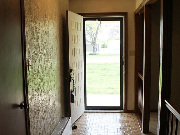 2nd image of 16194 County Road 1586