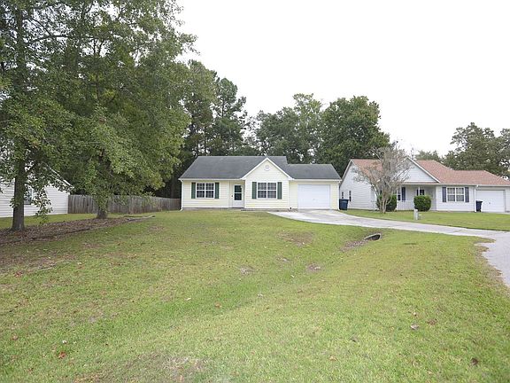 2nd image of 621 S Hampton Dr