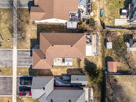 2nd image of 79 Speers Blvd