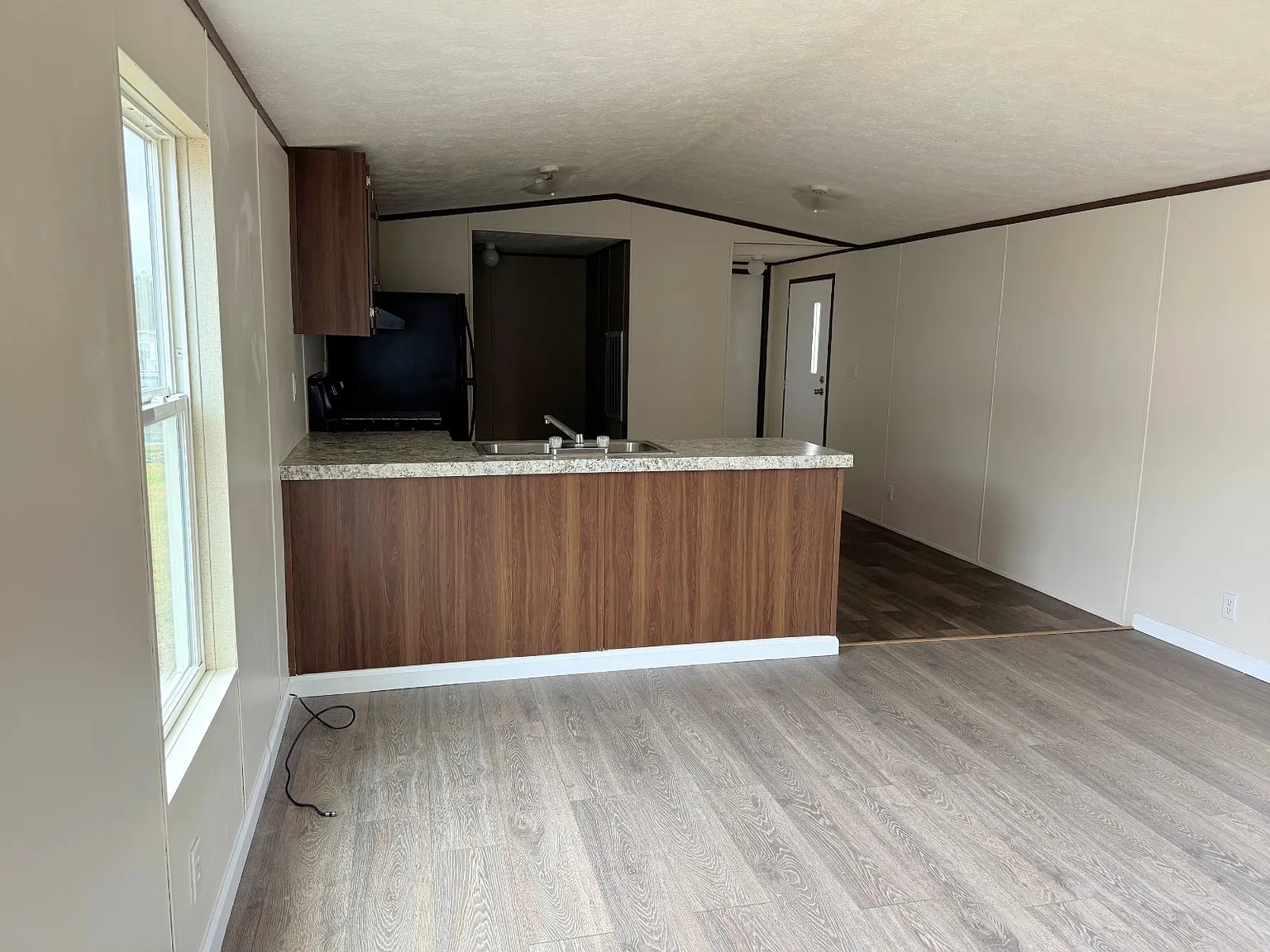 2 bed, 2.0 bath, 840 sqft, $1,000 — Photo 3
