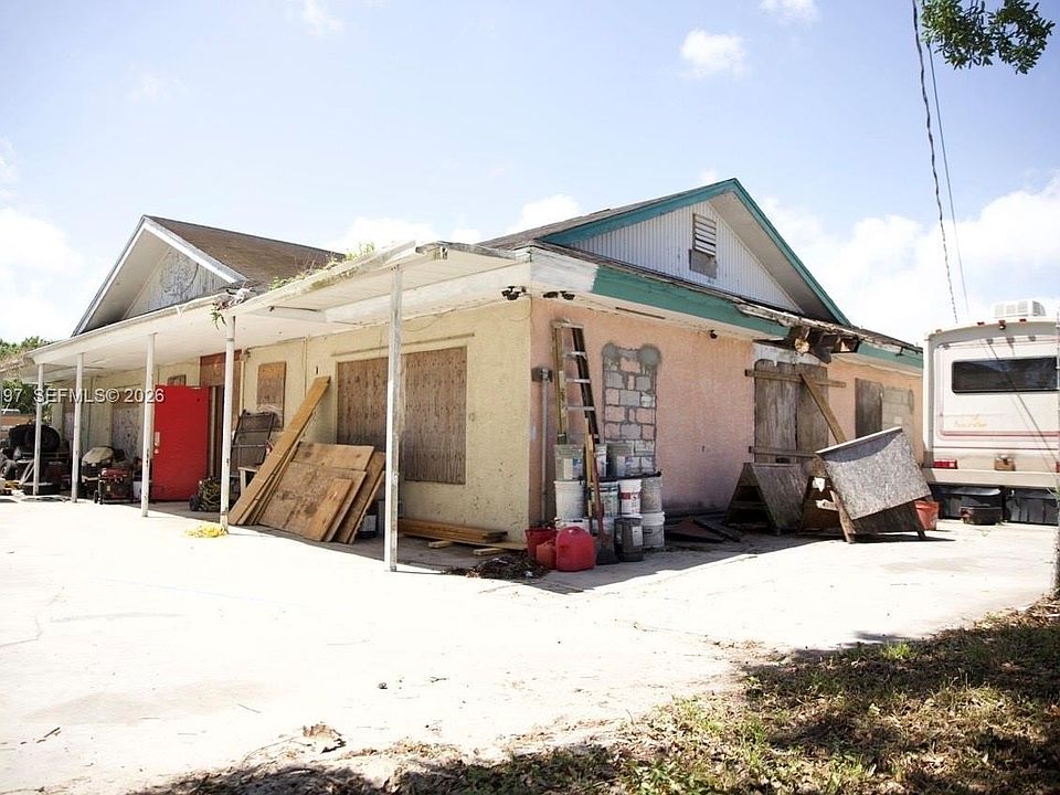 2nd image of 603 S 33rd St