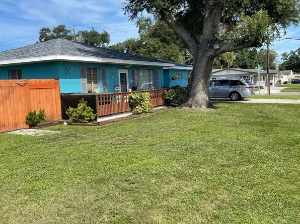 1902 26th St W, Bradenton, FL 34205