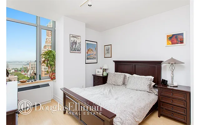 Rented by Douglas Elliman | media 18