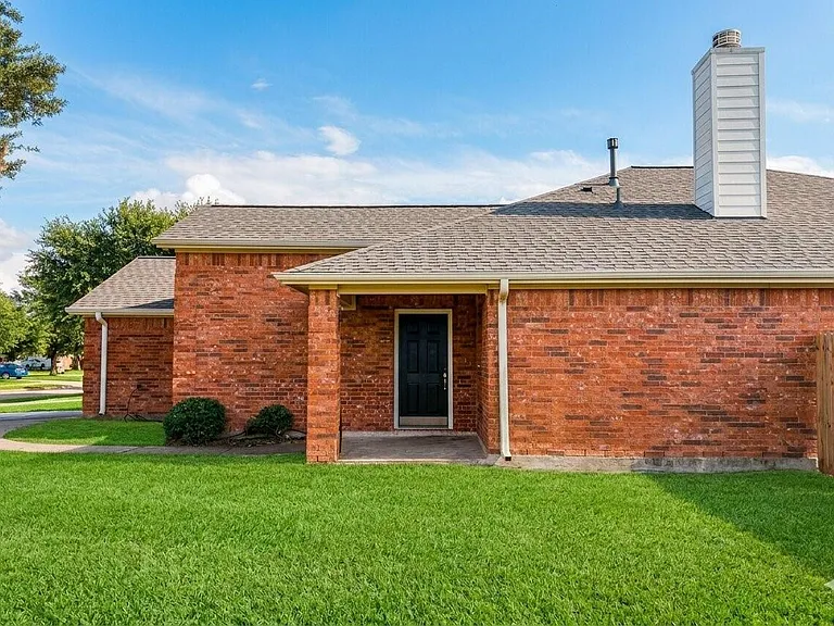 6015 Ida Rose Ct — Photo 3