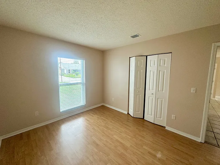 346 N Cervidae Dr — Photo 9