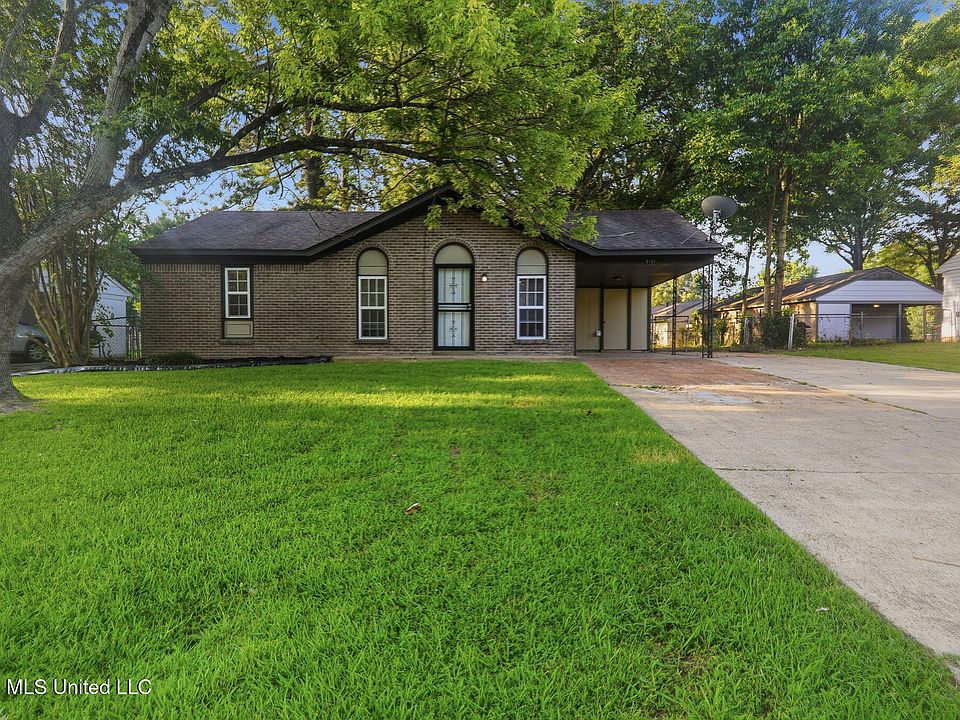 1st image of 3135 Forest Glen Dr