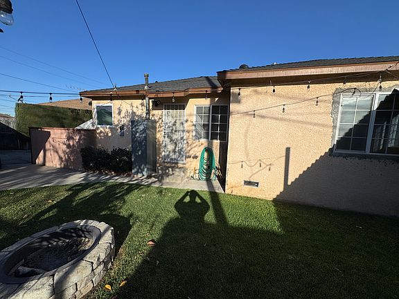 2nd image of 11224 Farndon St