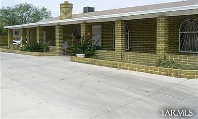 1st image of 2340 W Dakota St