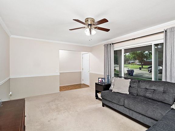 3rd image of 3110 Churchill Dr