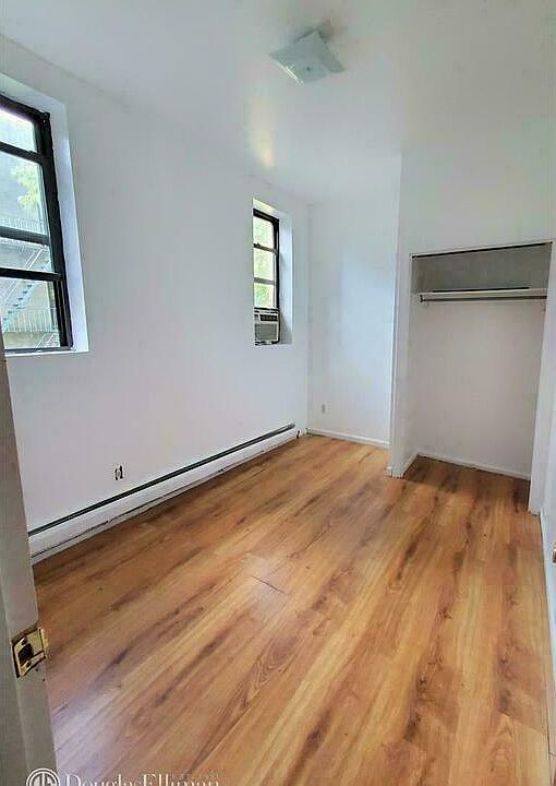2nd image of 172 E 104th St APT 4B
