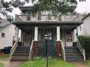 1467 Wayburn St, Grosse Pointe Park, MI 48230