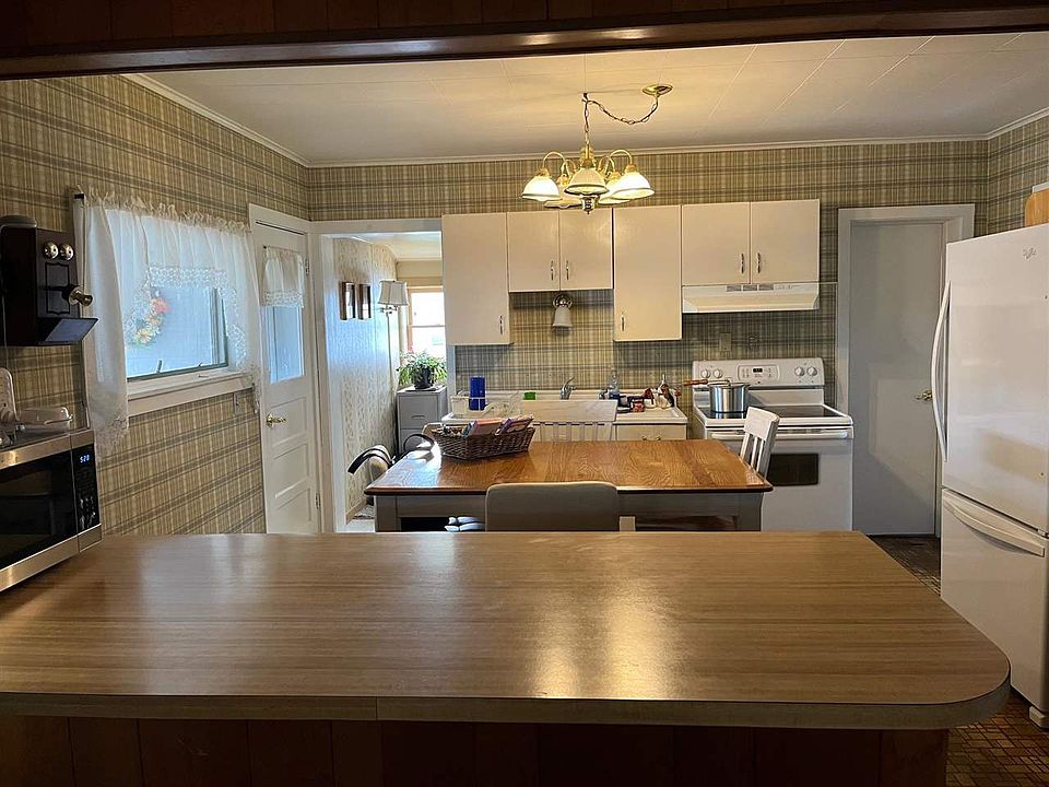 2188 Walloon St, Walloon Lake, MI 49796 Zillow