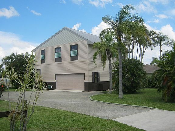 2nd image of 297 SW Riverway Blvd