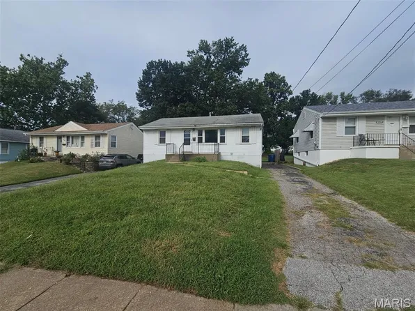 2209 Burns Ave, Saint Louis, MO 63114