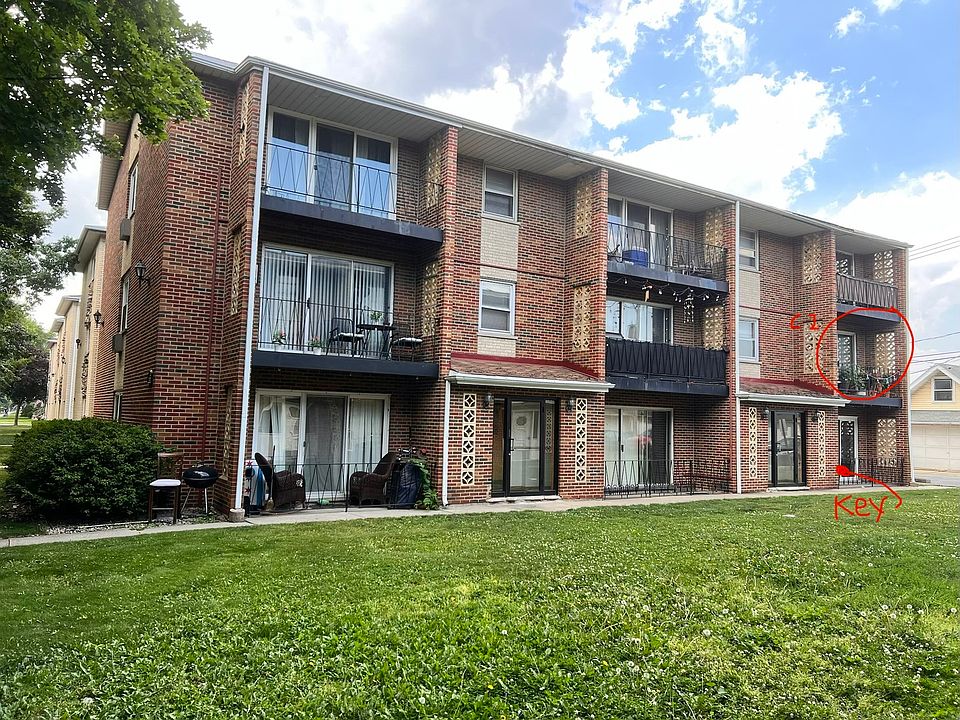 1st image of 6436 W 64th Pl APT C2