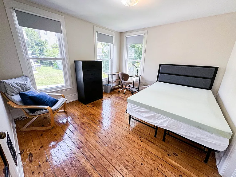 128 Blair St — Photo 18